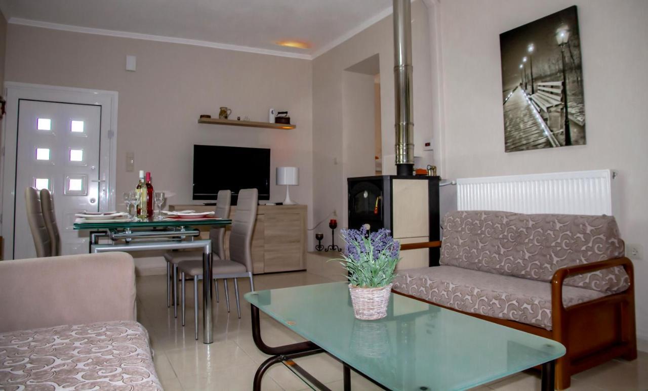 Lydia'S Apartment Stilos Exteriér fotografie